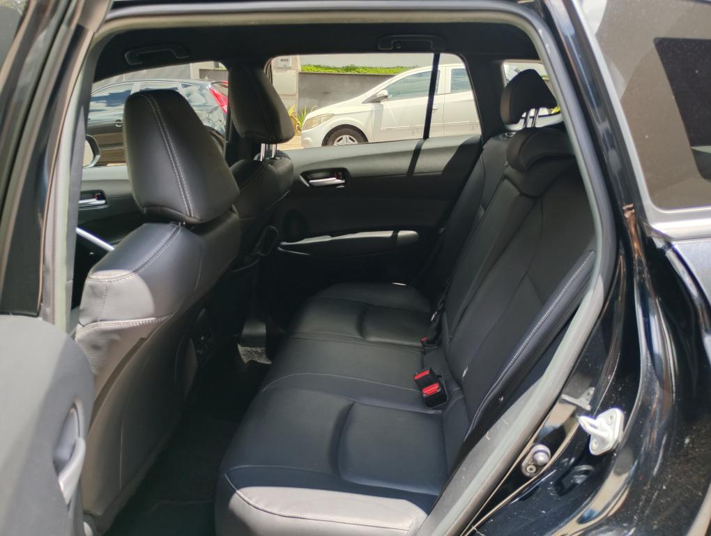 TOYOTA Corolla Cross - Foto