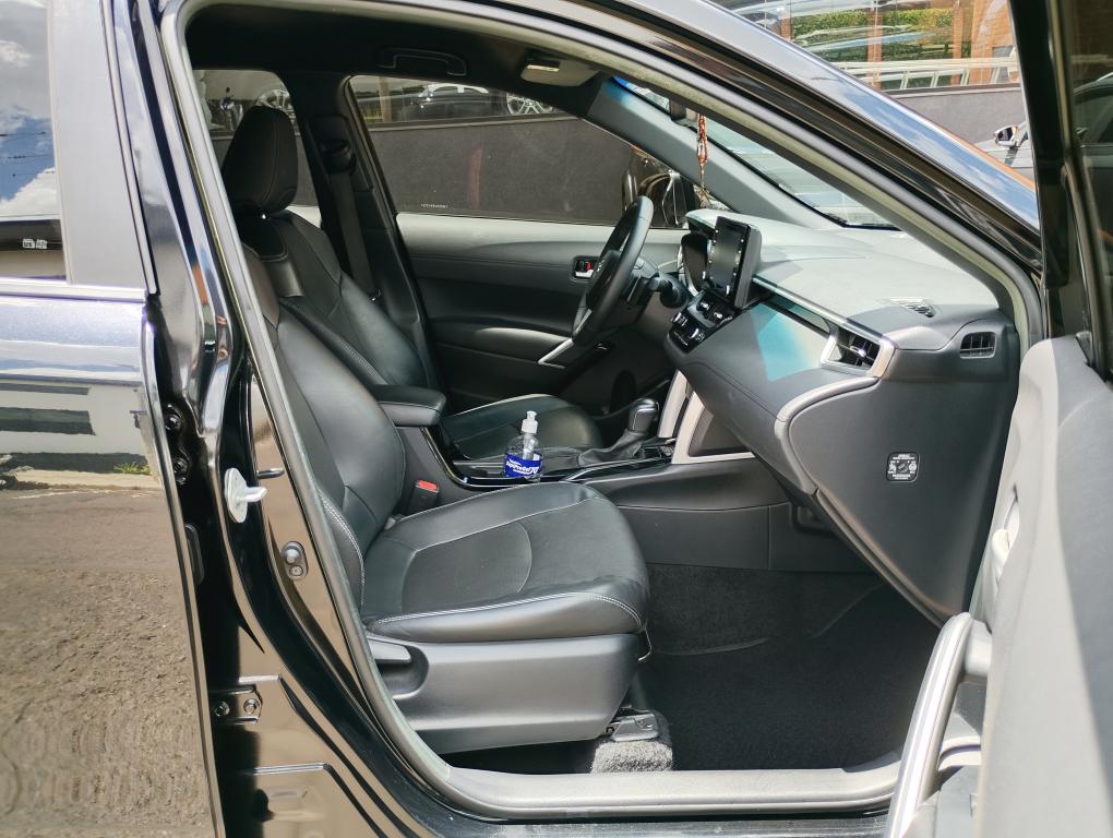 TOYOTA Corolla Cross - Foto