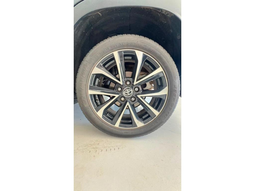 TOYOTA Corolla Cross - Foto