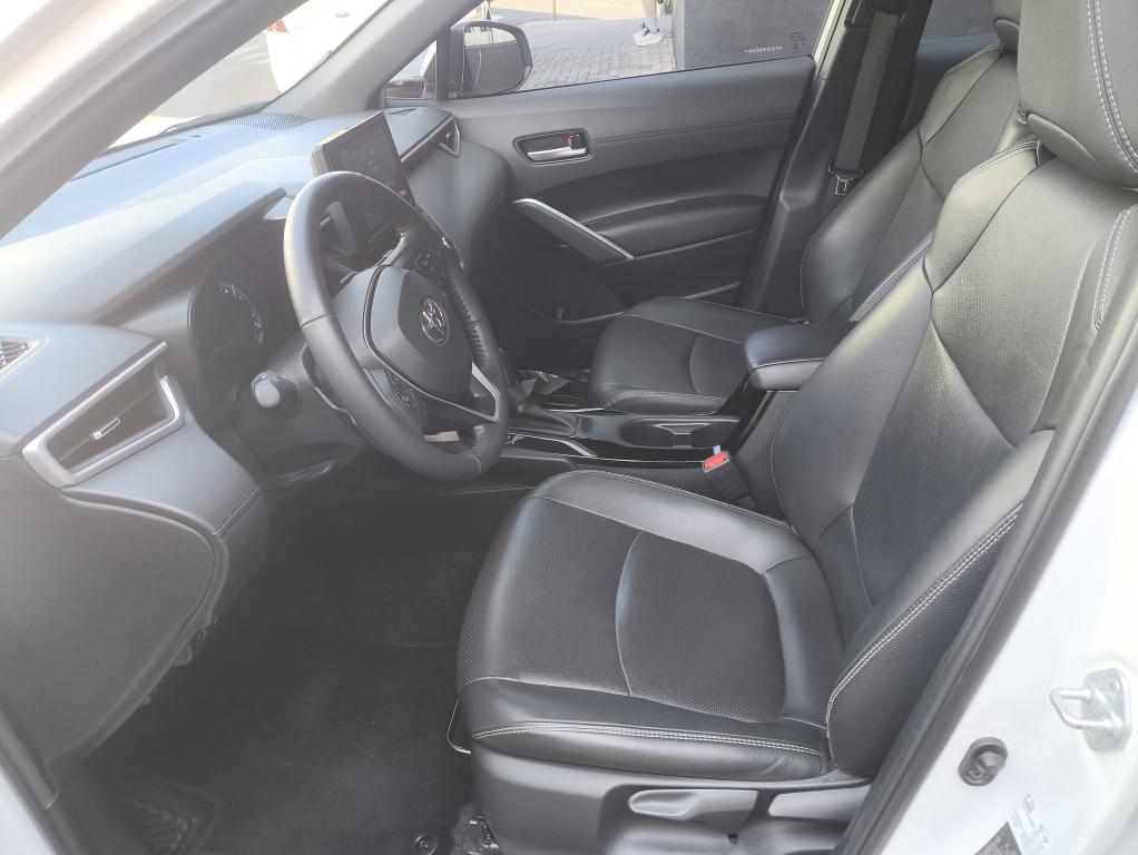 TOYOTA Corolla Cross - Foto