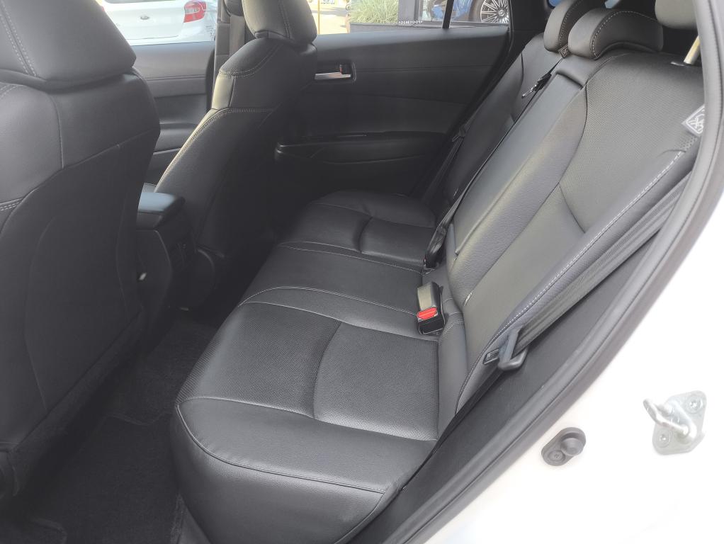 TOYOTA Corolla Cross - Foto