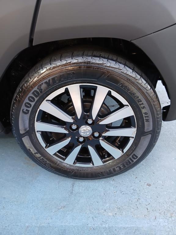 TOYOTA Etios Cross - Foto