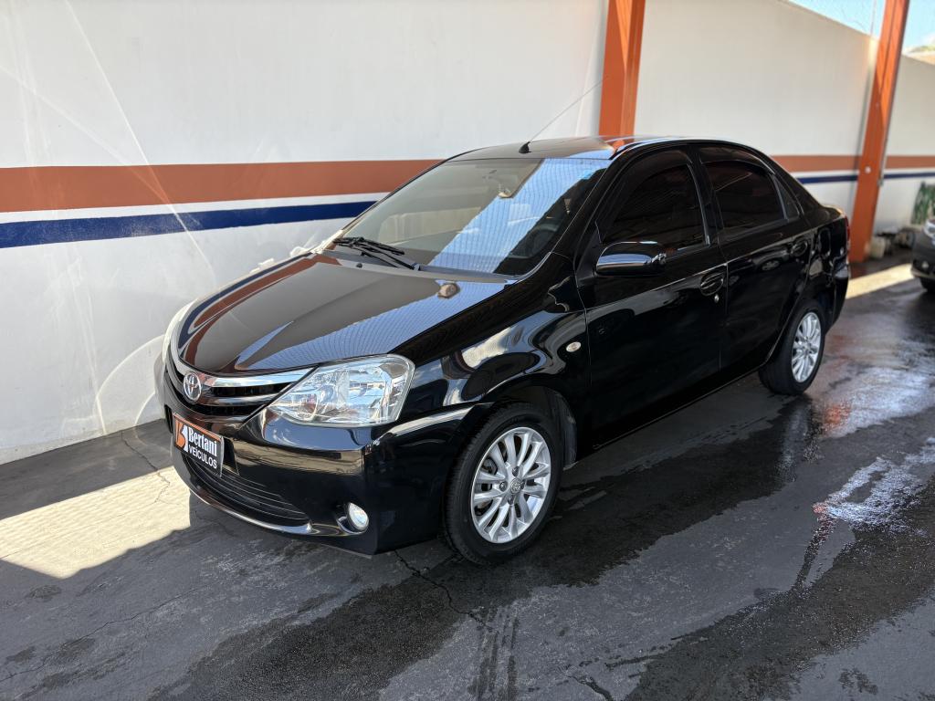 TOYOTA Etios Sedan
