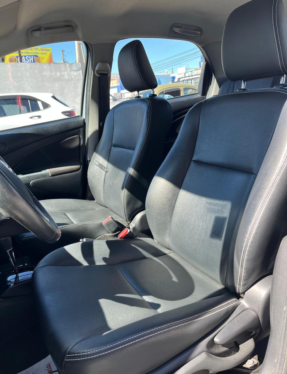 TOYOTA Etios Sedan - Foto