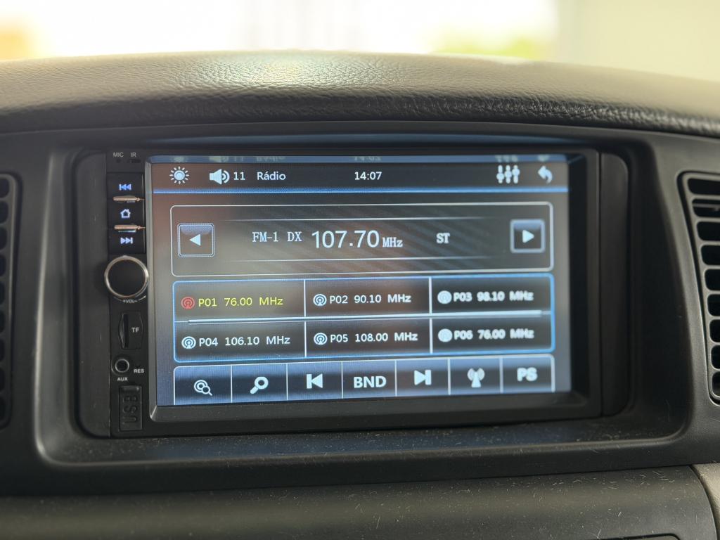 TOYOTA Fielder - Foto