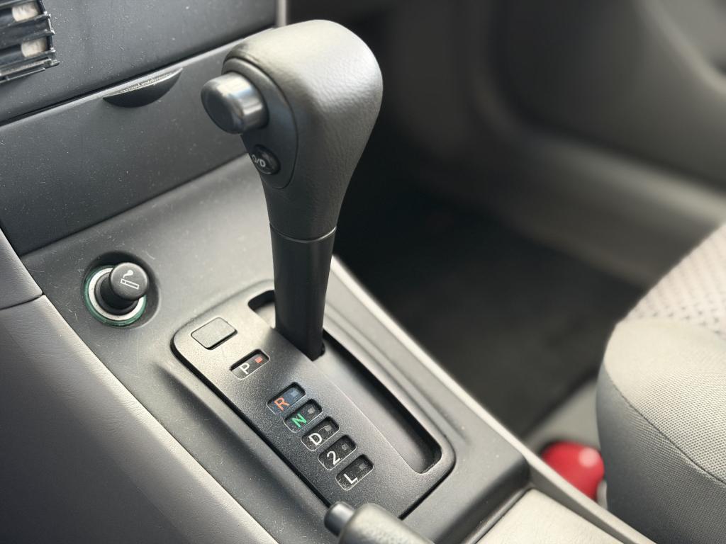 TOYOTA Fielder - Foto