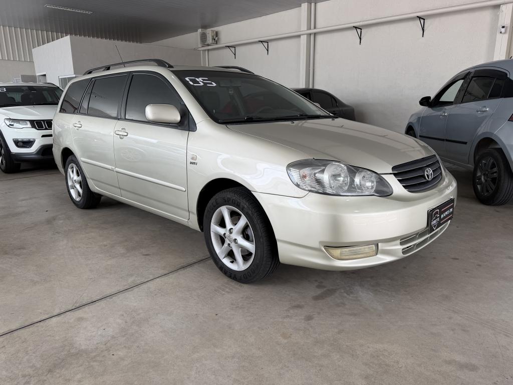 TOYOTA Fielder - Foto
