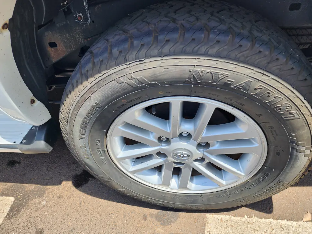 TOYOTA Hilux Caminhonete - Foto