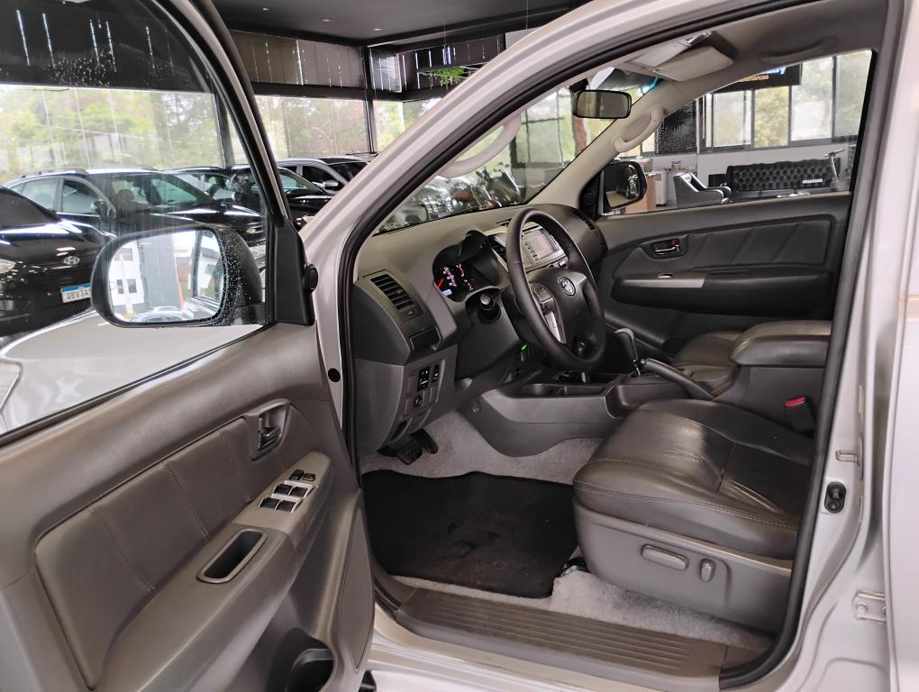 TOYOTA Hilux Caminhonete - Foto