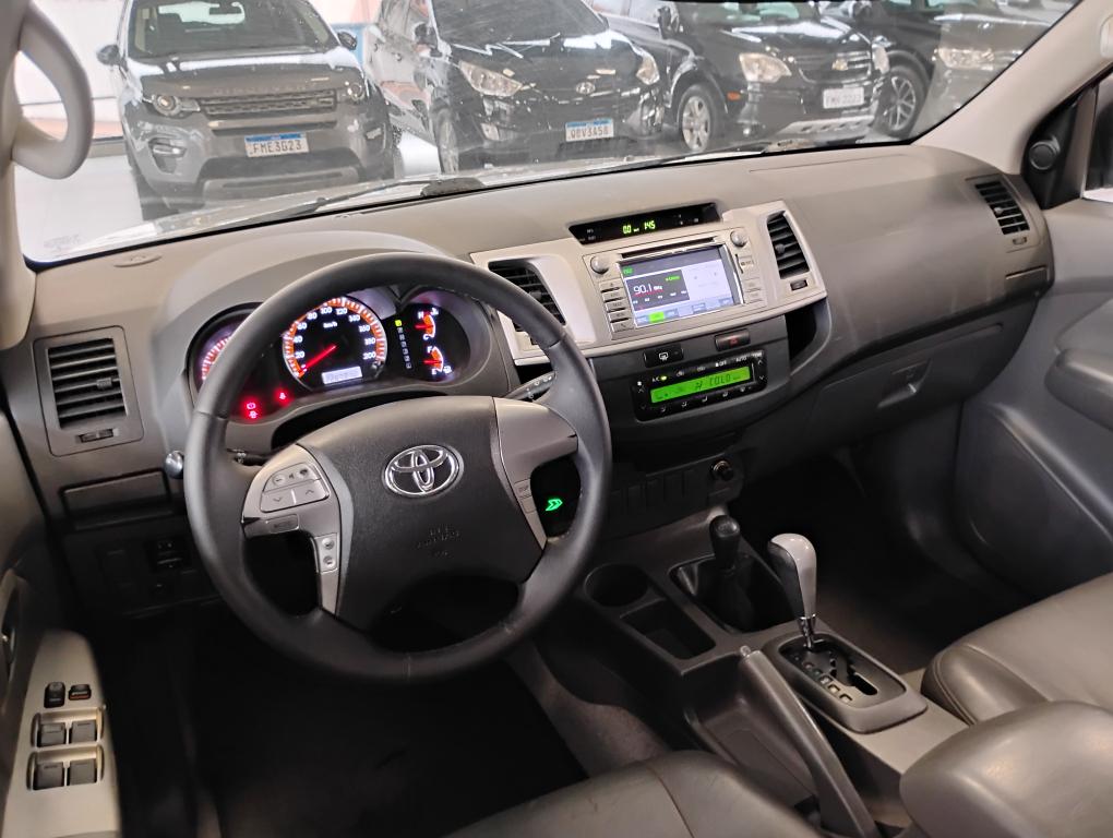 TOYOTA Hilux Caminhonete - Foto