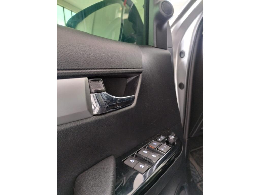 TOYOTA Hilux Caminhonete - Foto