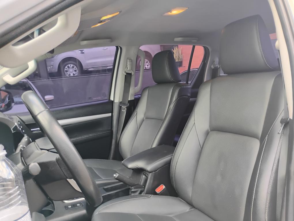 TOYOTA Hilux Caminhonete - Foto