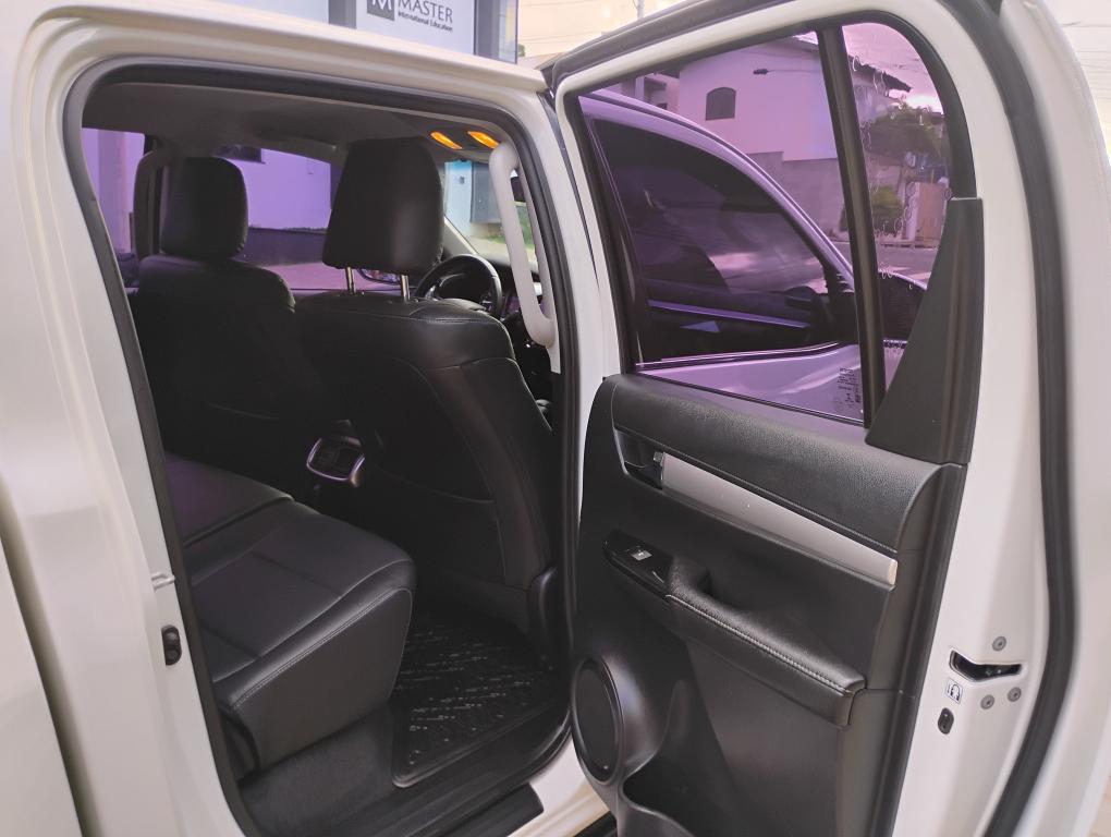 TOYOTA Hilux Caminhonete - Foto