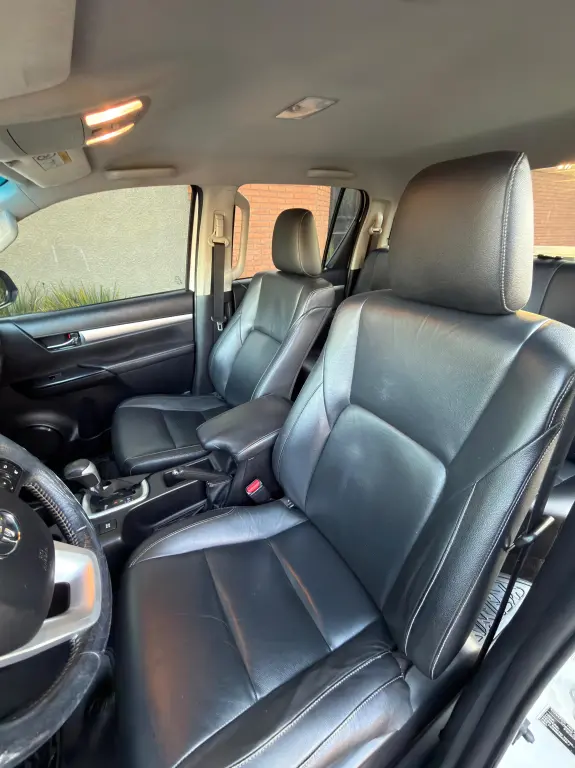 TOYOTA Hilux Caminhonete - Foto