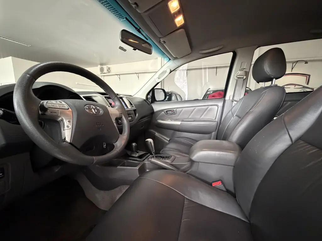 TOYOTA Hilux Caminhonete - Foto