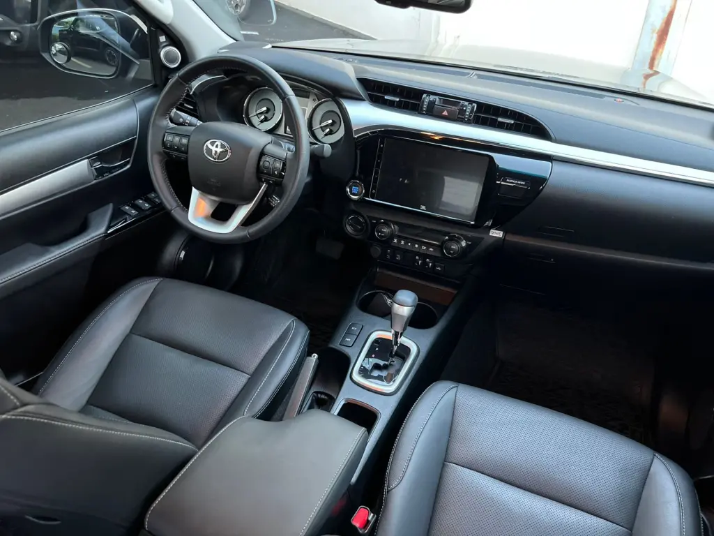 TOYOTA Hilux Caminhonete - Foto