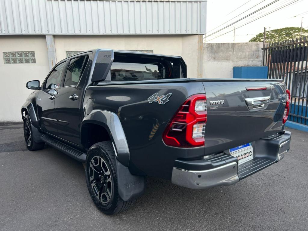 TOYOTA Hilux Caminhonete - Foto