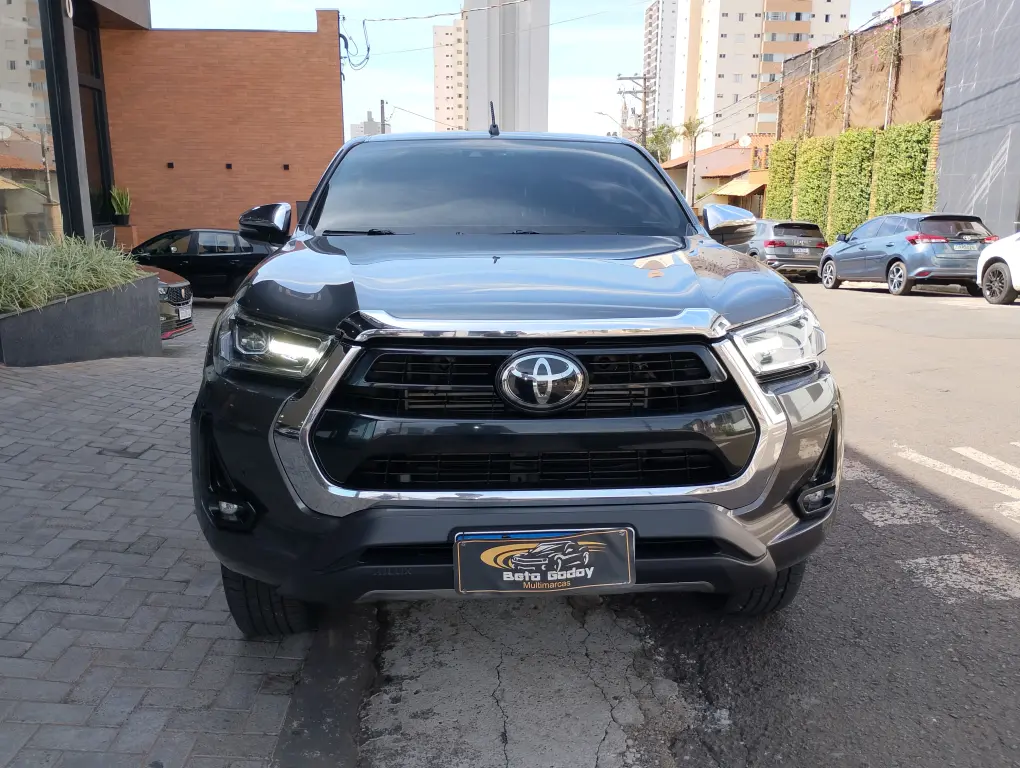 TOYOTA Hilux Caminhonete