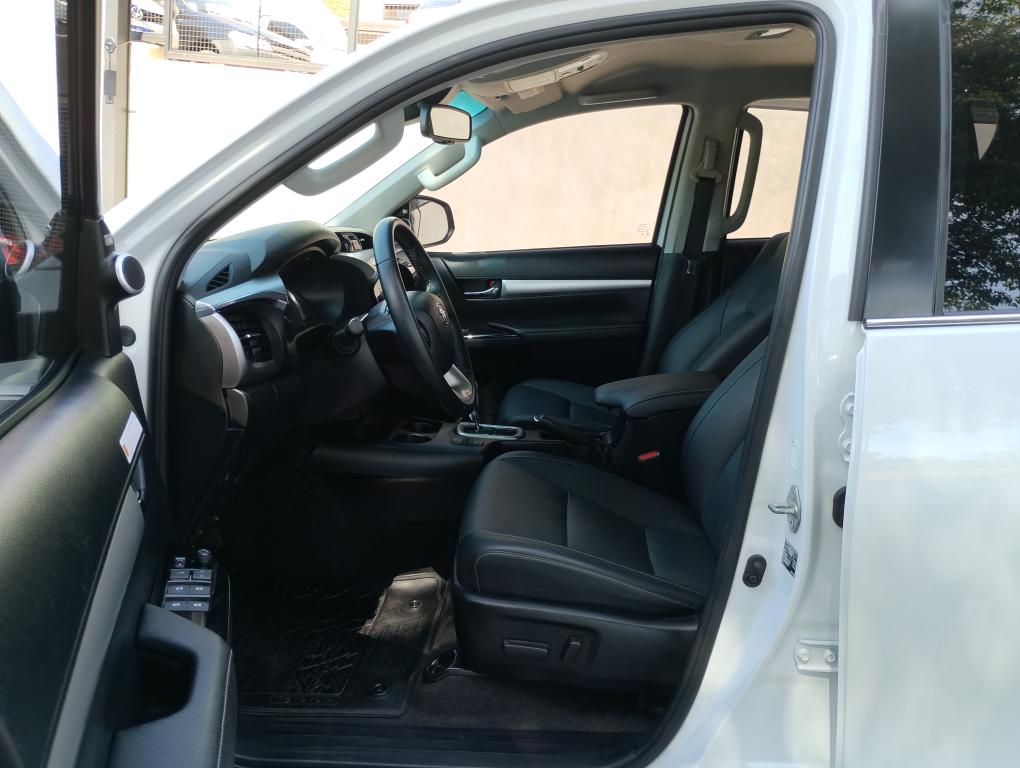 TOYOTA Hilux Caminhonete - Foto
