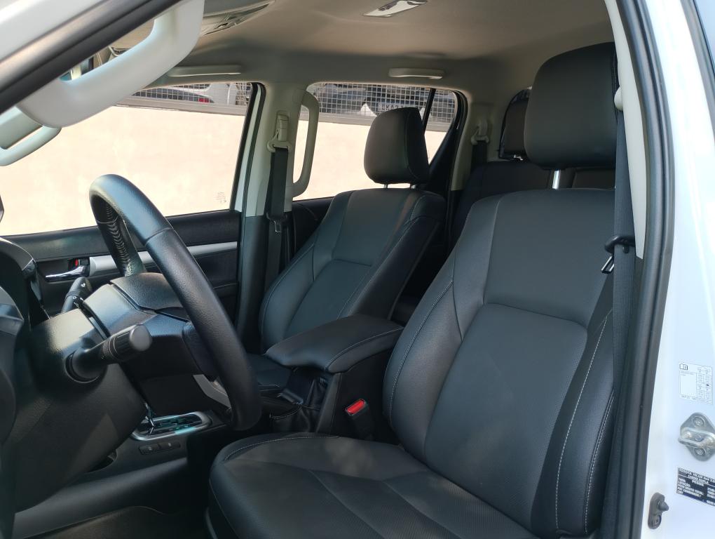 TOYOTA Hilux Caminhonete - Foto