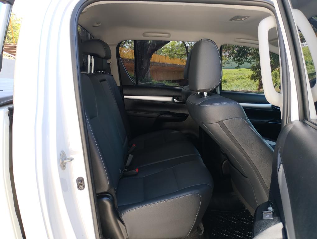 TOYOTA Hilux Caminhonete - Foto