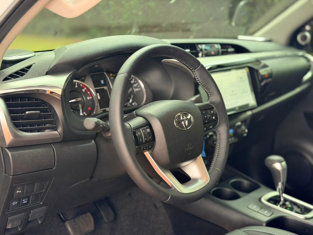 TOYOTA Hilux Caminhonete - Foto