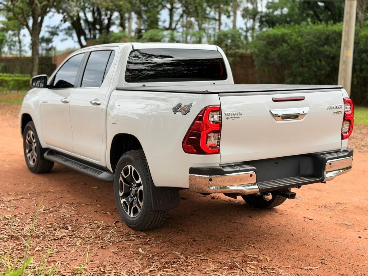 TOYOTA Hilux Caminhonete - Foto