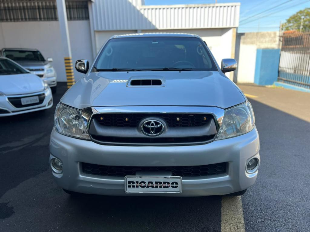 TOYOTA Hilux Caminhonete - Foto