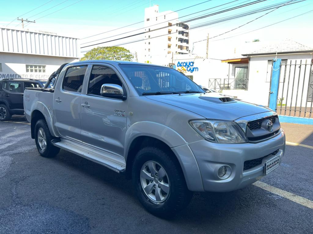 TOYOTA Hilux Caminhonete - Foto