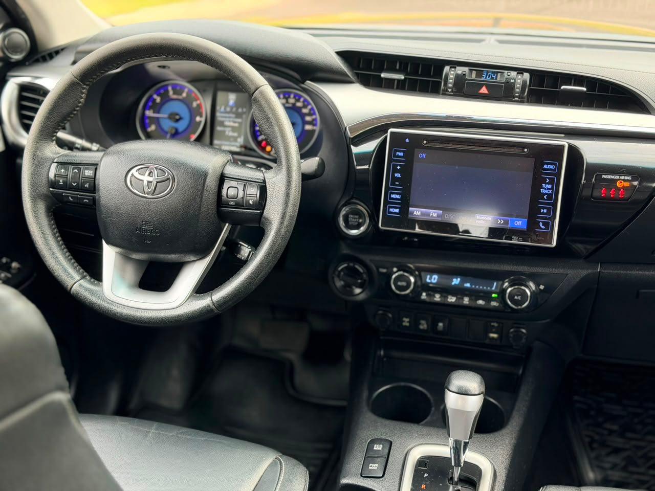 TOYOTA Hilux Caminhonete - Foto