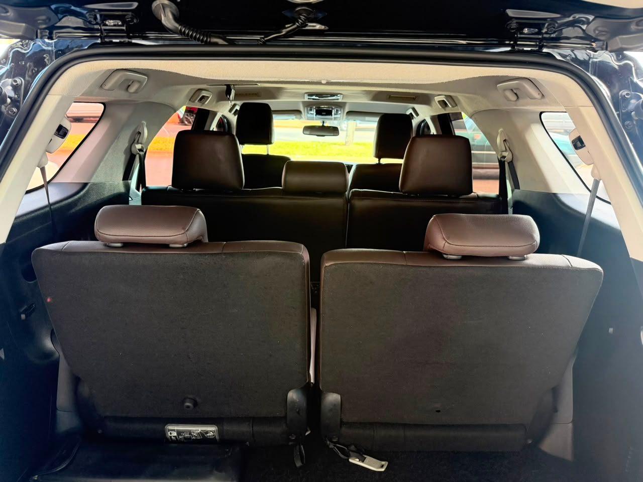 TOYOTA Hilux SW4 - Foto