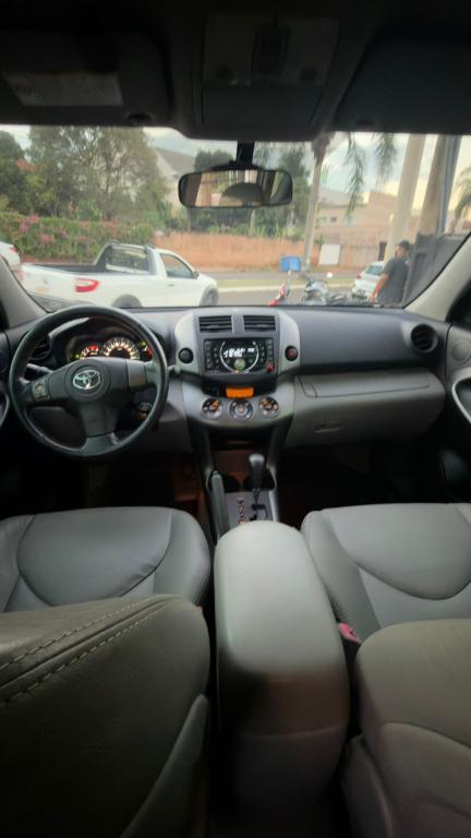 TOYOTA RAV 4 - Foto