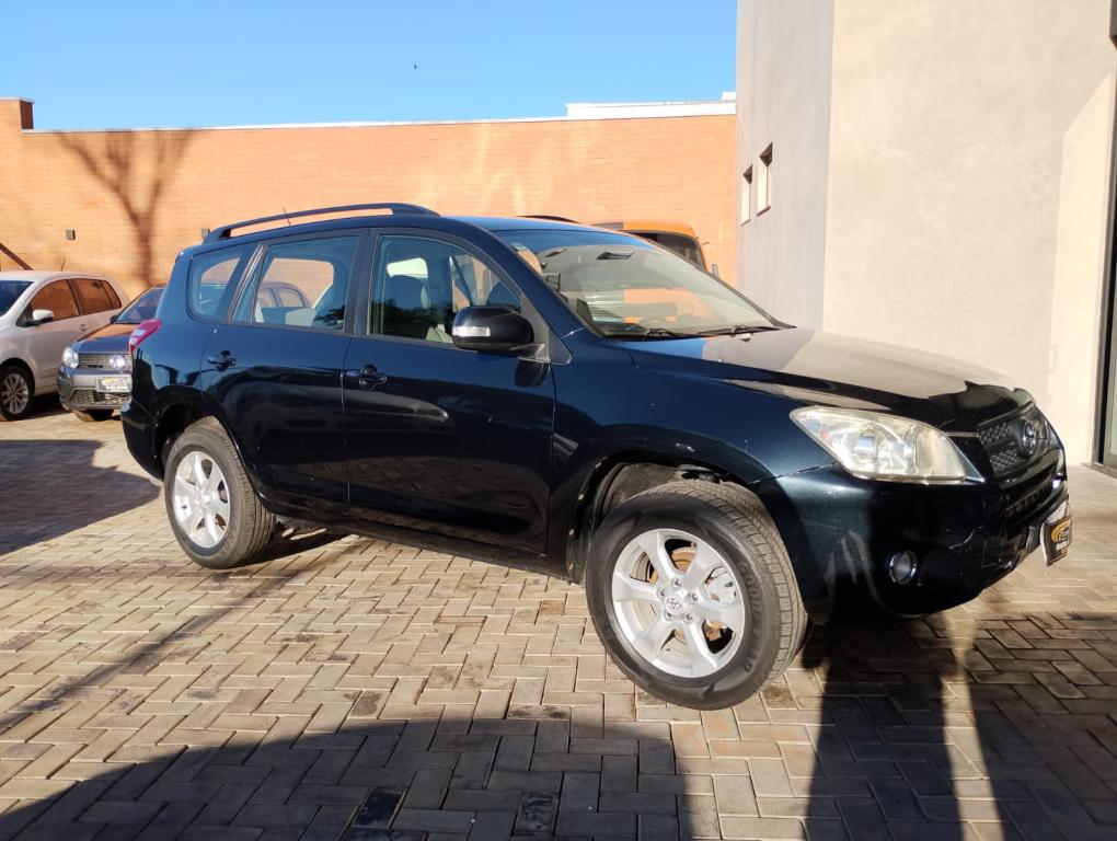 TOYOTA RAV 4 - Foto