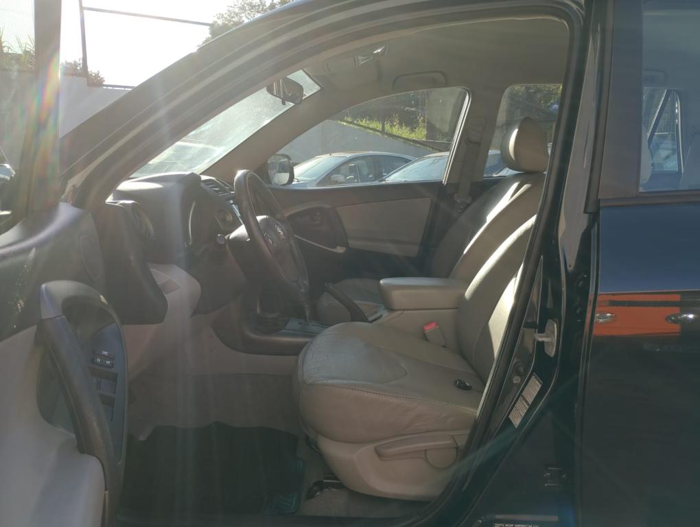 TOYOTA RAV 4 - Foto