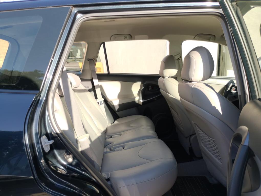 TOYOTA RAV 4 - Foto
