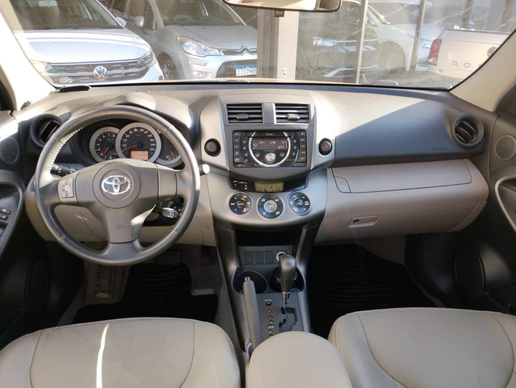 TOYOTA RAV 4 - Foto
