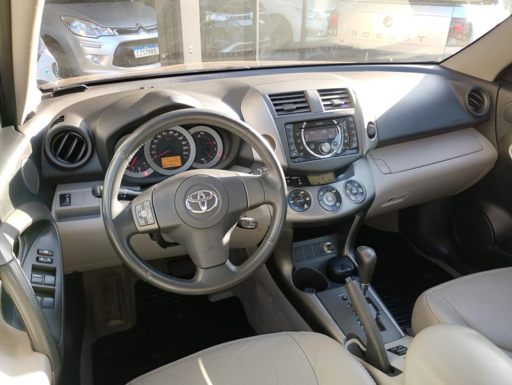 TOYOTA RAV 4 - Foto