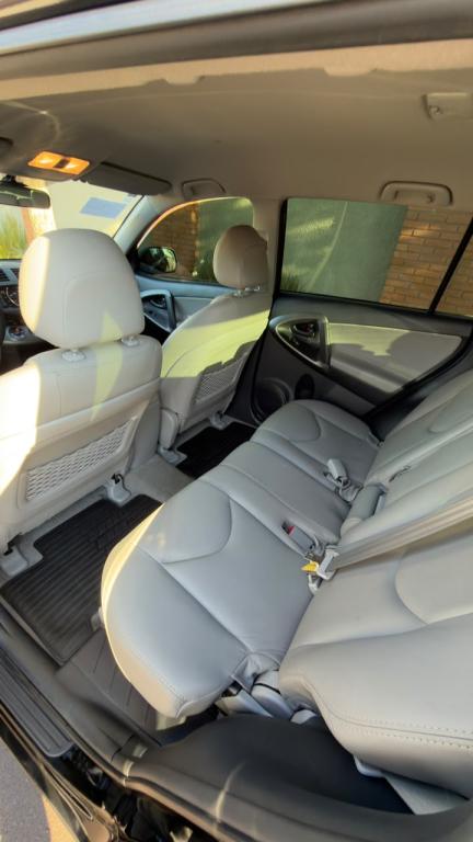 TOYOTA RAV 4 - Foto