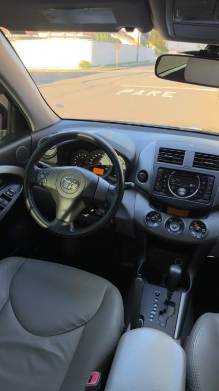 TOYOTA RAV 4 - Foto