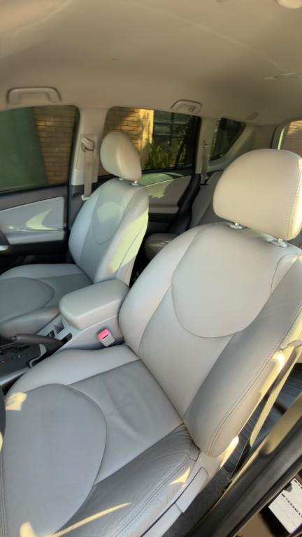 TOYOTA RAV 4 - Foto