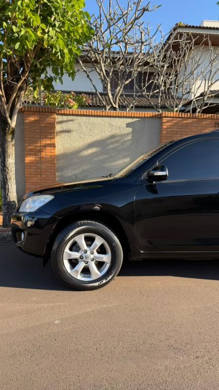 TOYOTA RAV 4 - Foto