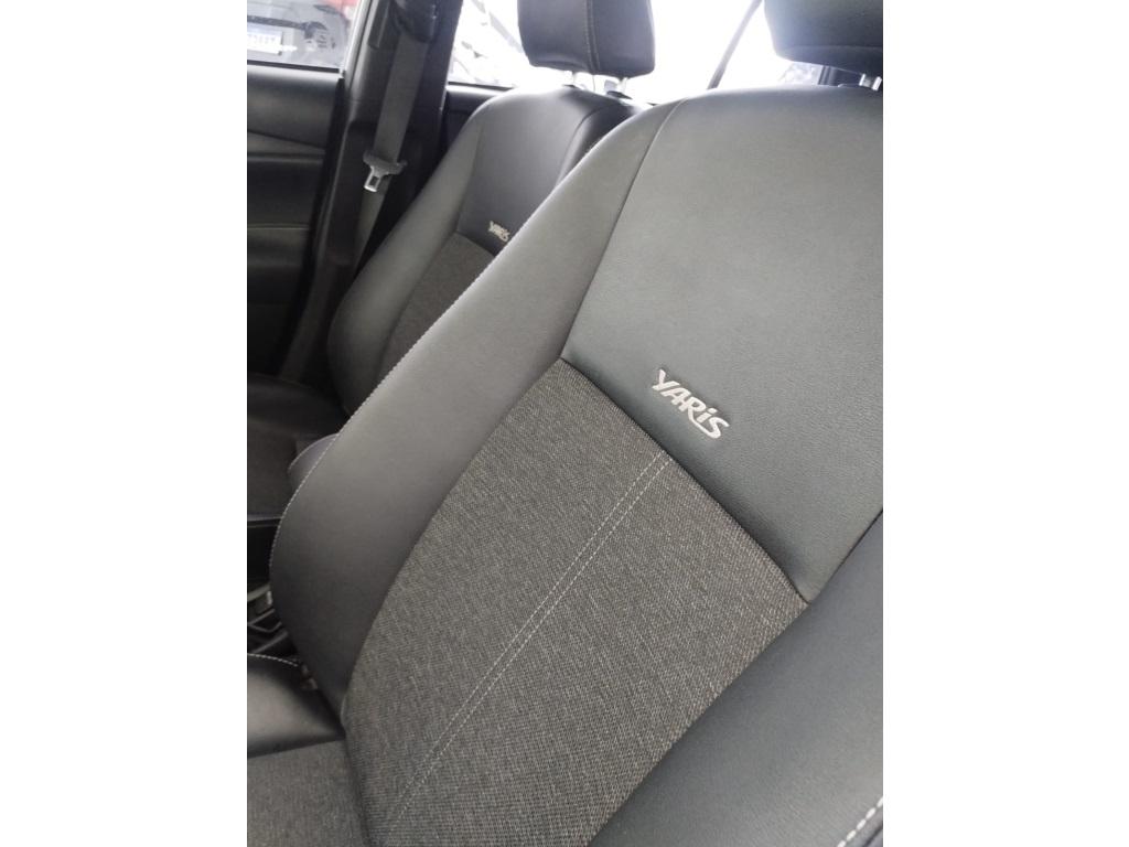 TOYOTA Yaris Hatch - Foto