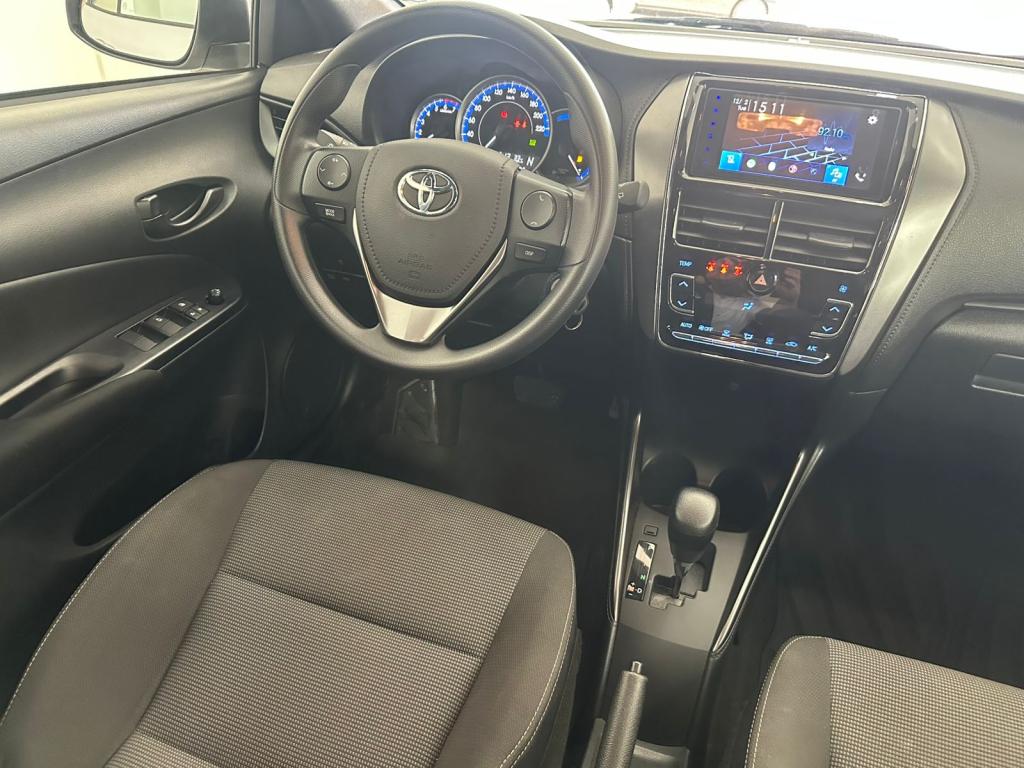TOYOTA Yaris Hatch - Foto