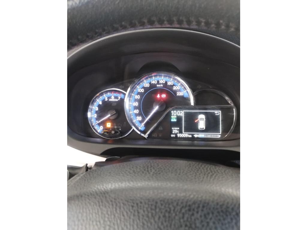 TOYOTA Yaris Hatch - Foto