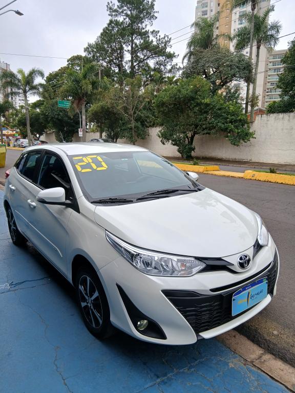 TOYOTA Yaris Hatch - Foto