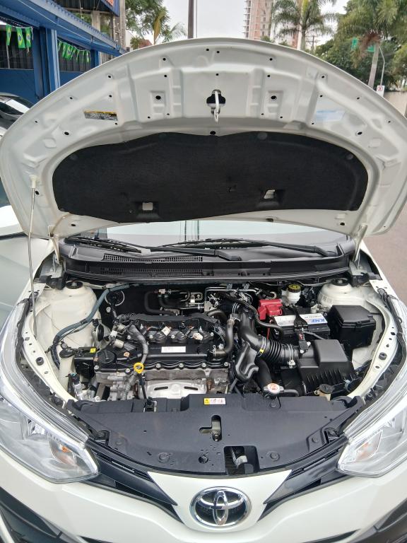 TOYOTA Yaris Hatch - Foto