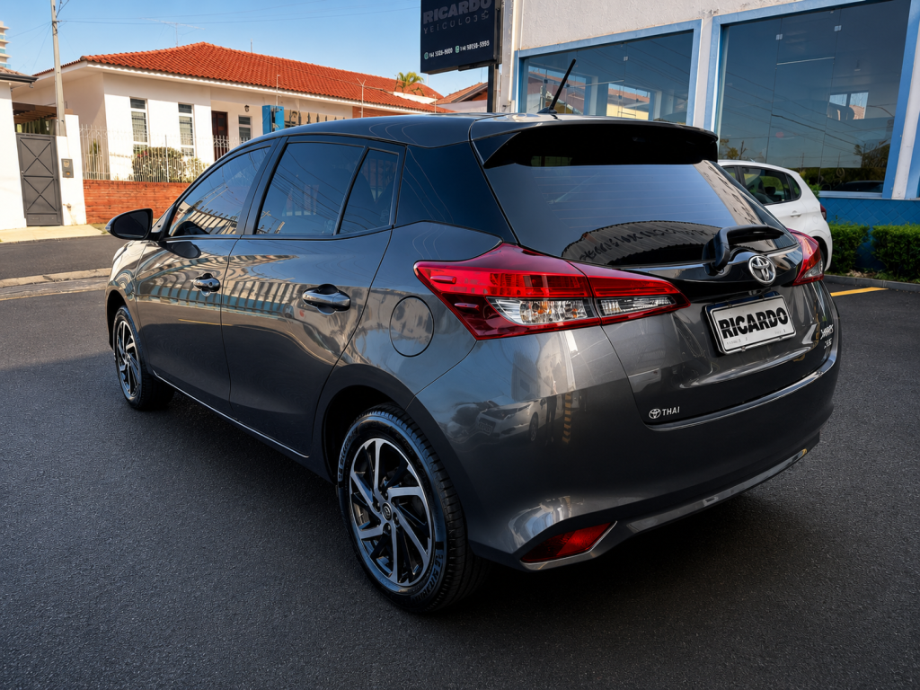 TOYOTA Yaris Hatch - Foto