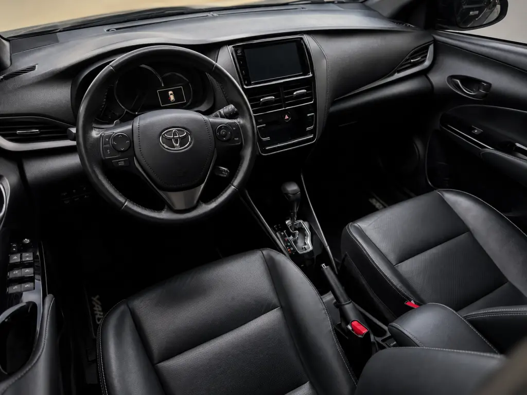 TOYOTA Yaris Hatch - Foto
