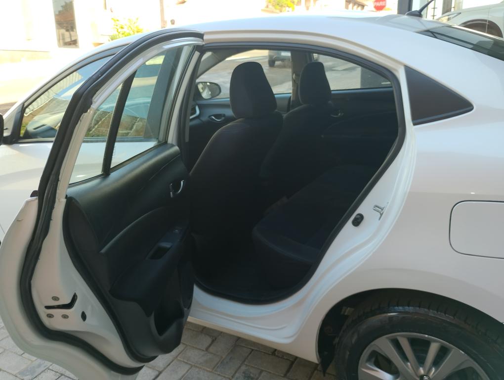 TOYOTA Yaris Sedan - Foto