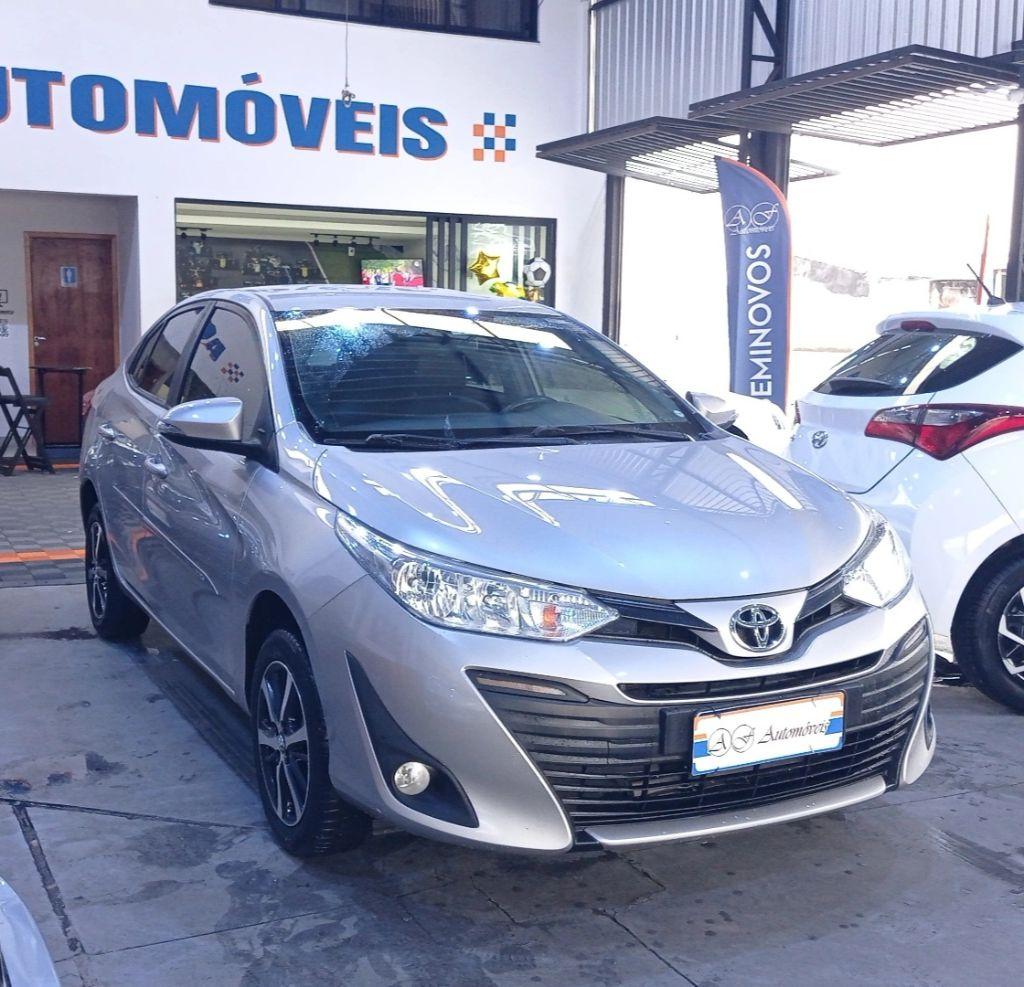 TOYOTA Yaris Sedan - Foto